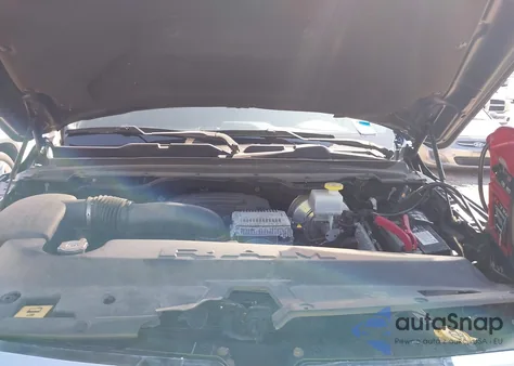 2022 Ram 1500 Laramie 4X4 5'7 Box from USA, damaged, VIN 1C6SRFJT8NN261808